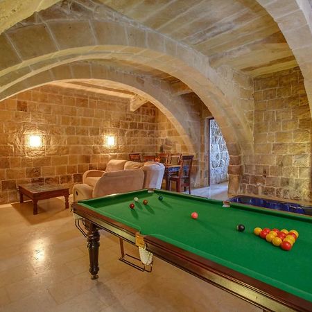 Il-Veduta Holiday Farmhouse With Sunny Private Pool In Island Of Gozo Għarb Eksteriør bilde