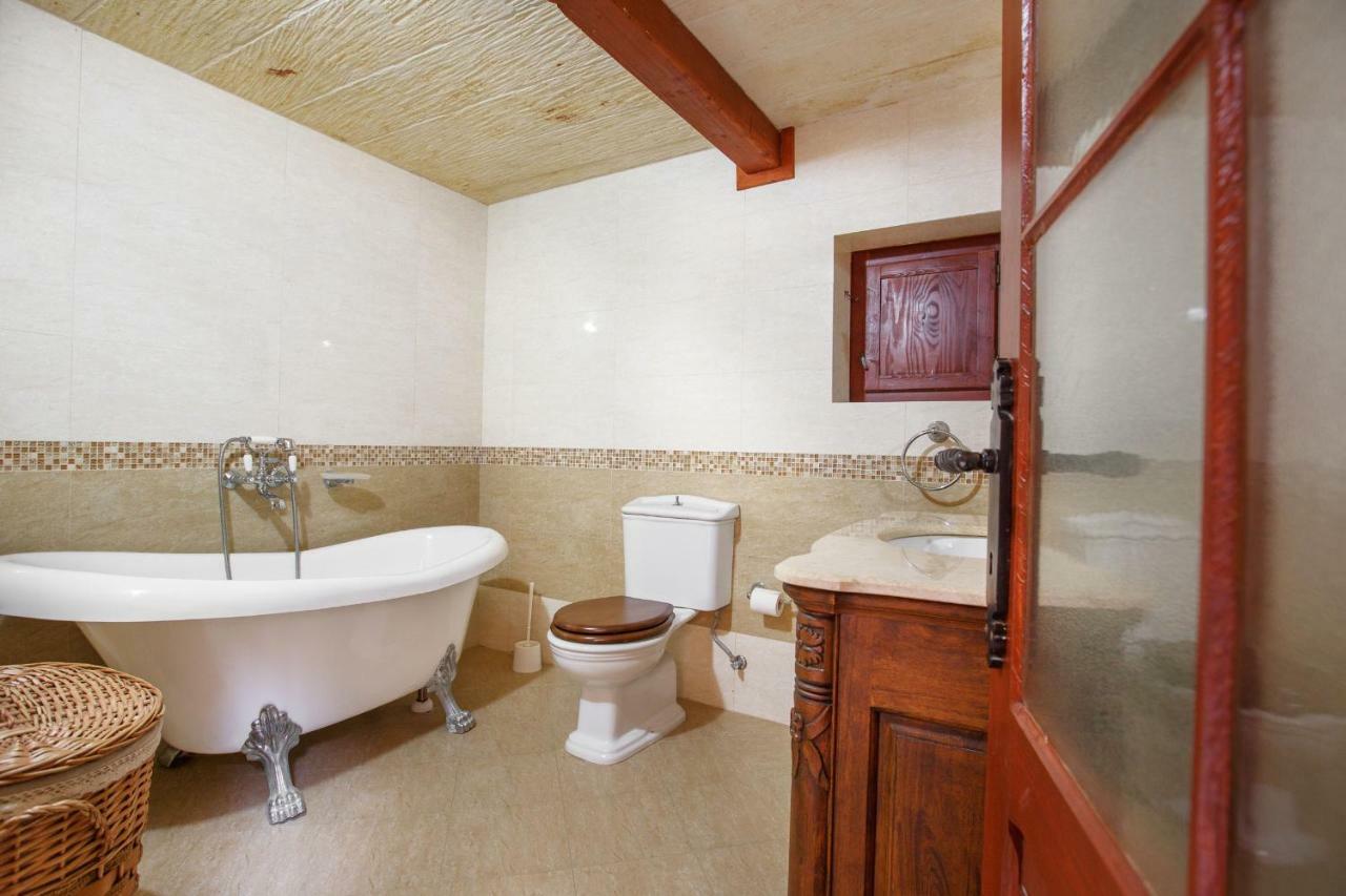 Il-Veduta Holiday Farmhouse With Sunny Private Pool In Island Of Gozo Għarb Eksteriør bilde