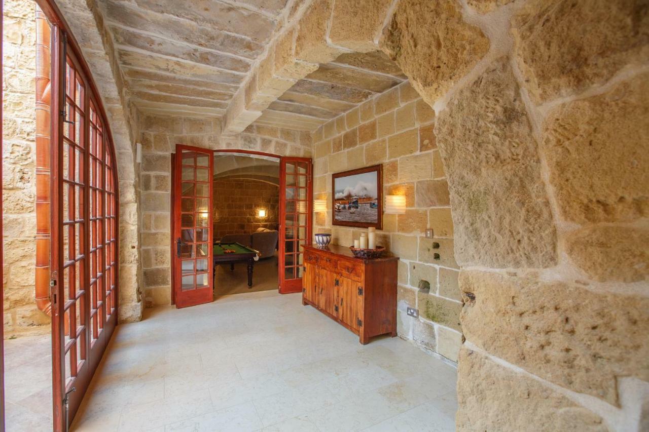 Il-Veduta Holiday Farmhouse With Sunny Private Pool In Island Of Gozo Għarb Eksteriør bilde