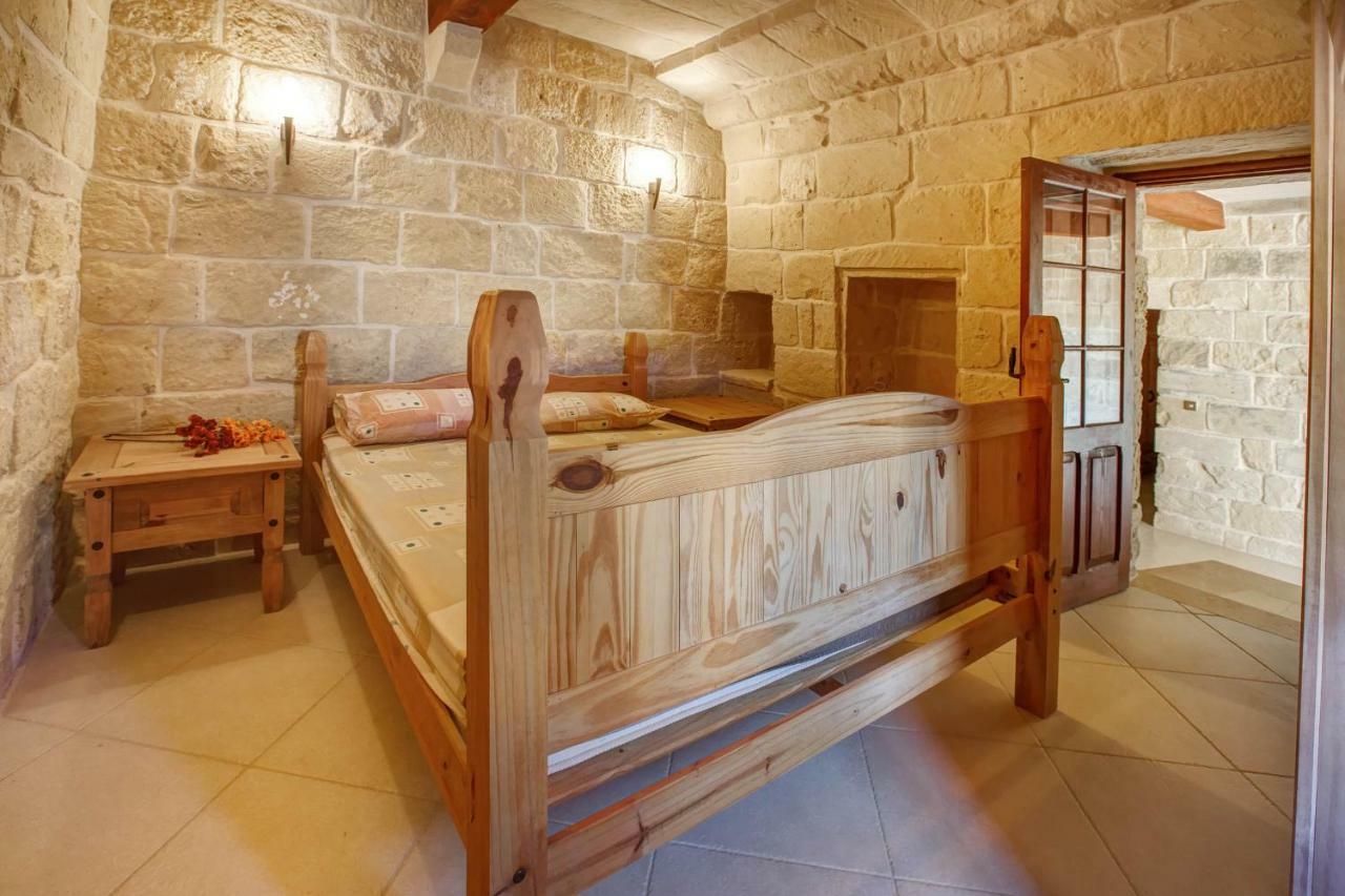 Il-Veduta Holiday Farmhouse With Sunny Private Pool In Island Of Gozo Għarb Eksteriør bilde