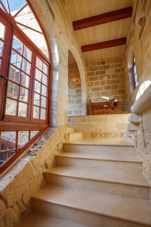 Il-Veduta Holiday Farmhouse With Sunny Private Pool In Island Of Gozo Għarb Eksteriør bilde