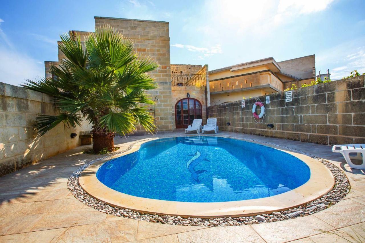 Il-Veduta Holiday Farmhouse With Sunny Private Pool In Island Of Gozo Għarb Eksteriør bilde
