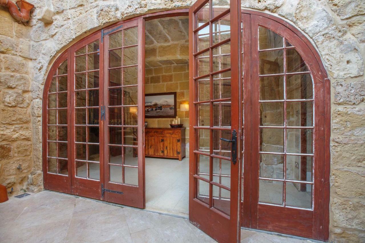 Il-Veduta Holiday Farmhouse With Sunny Private Pool In Island Of Gozo Għarb Eksteriør bilde